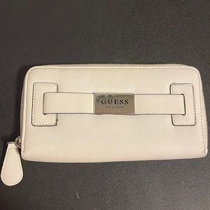 Guess Wallet